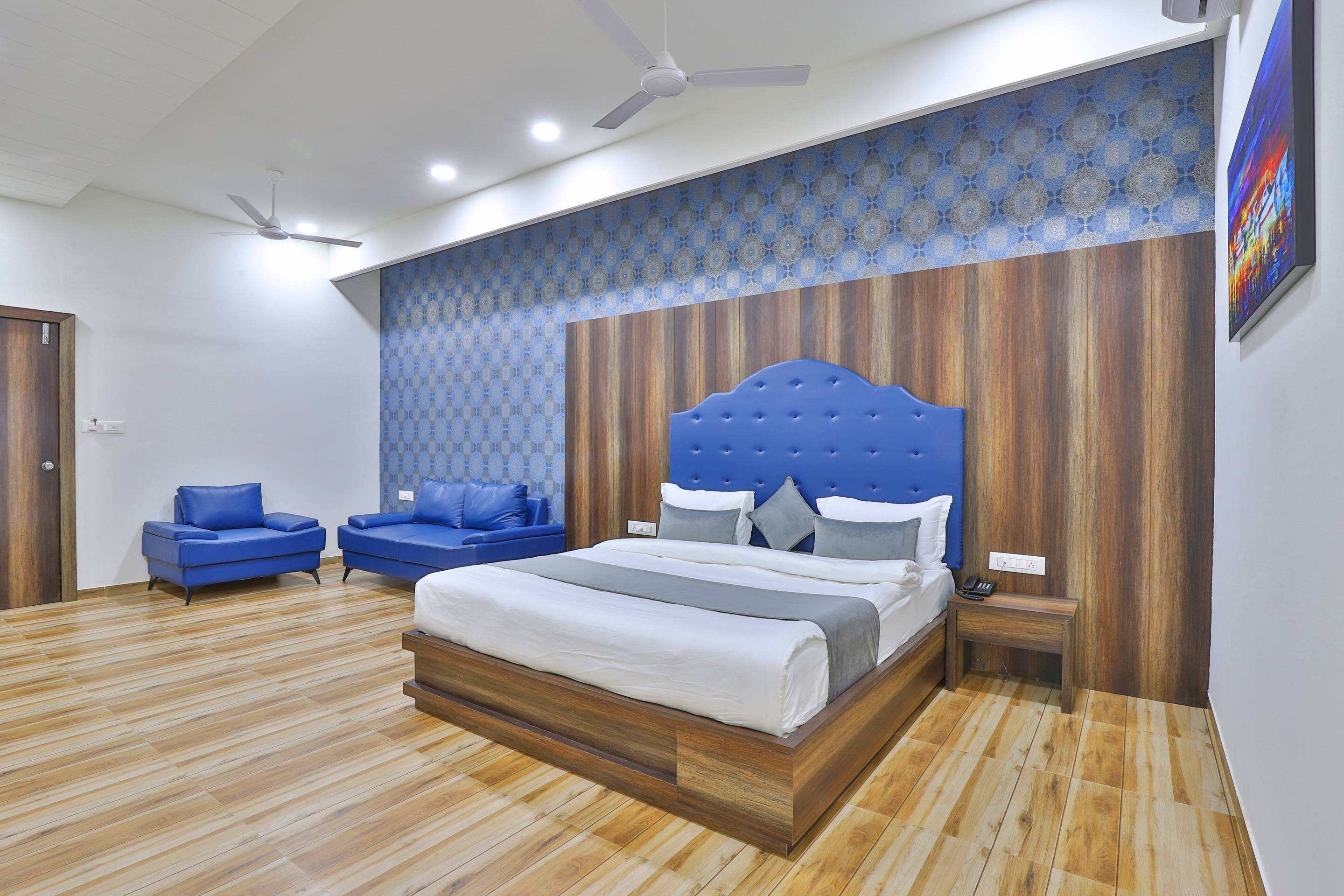 finest hotels in anand
